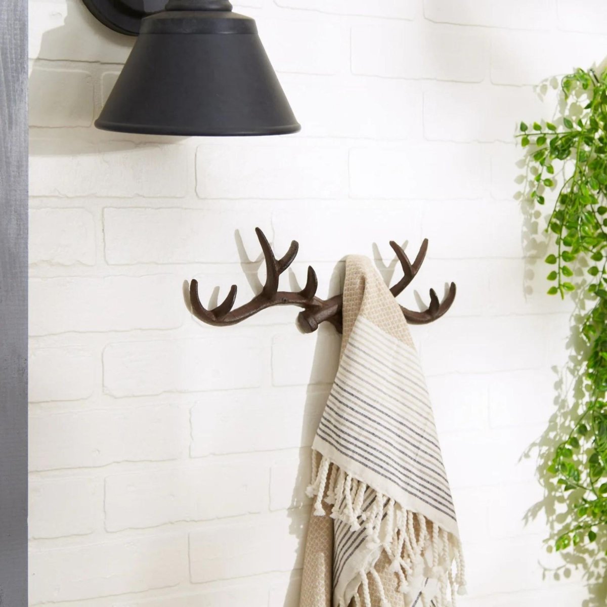 Cast Iron Wall Hook - Saunni Bee -