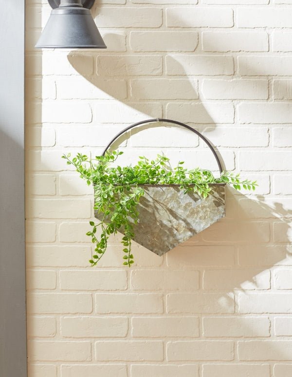 wall plant hanger metal Diamond Galvanized Wall Planter