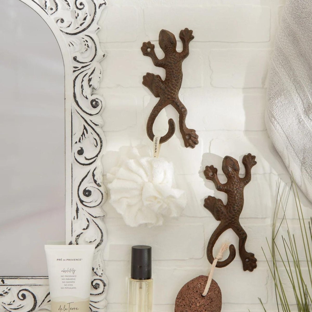 Lizard Iron Wall Hooks Set/2 - Saunni Bee - Decor